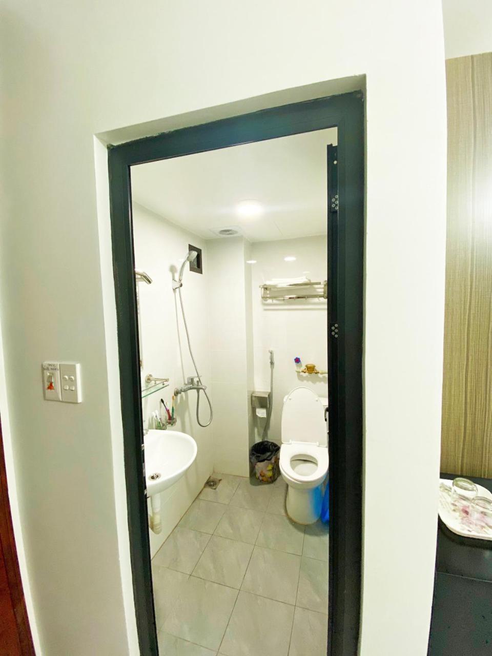 Grad Minh Trang Motel 河内 外观 照片